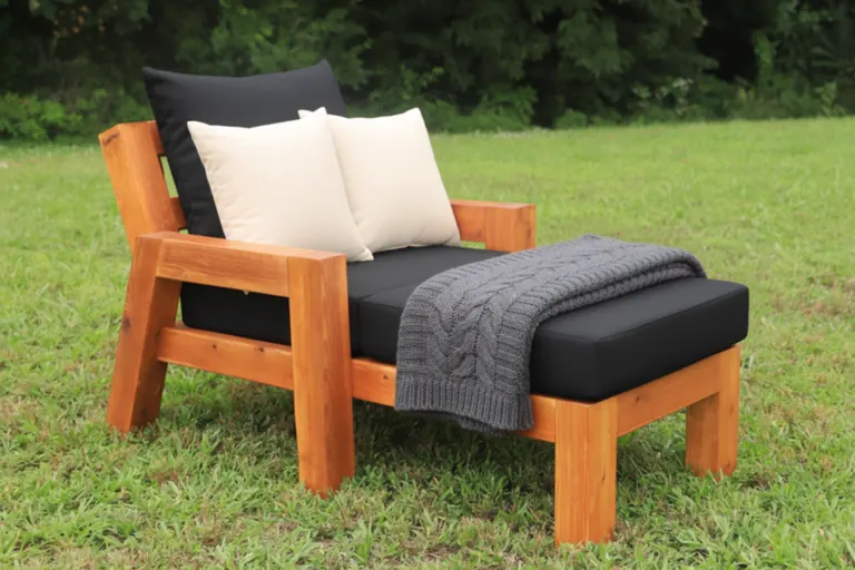 Outdoor Chaise Lounge Chair